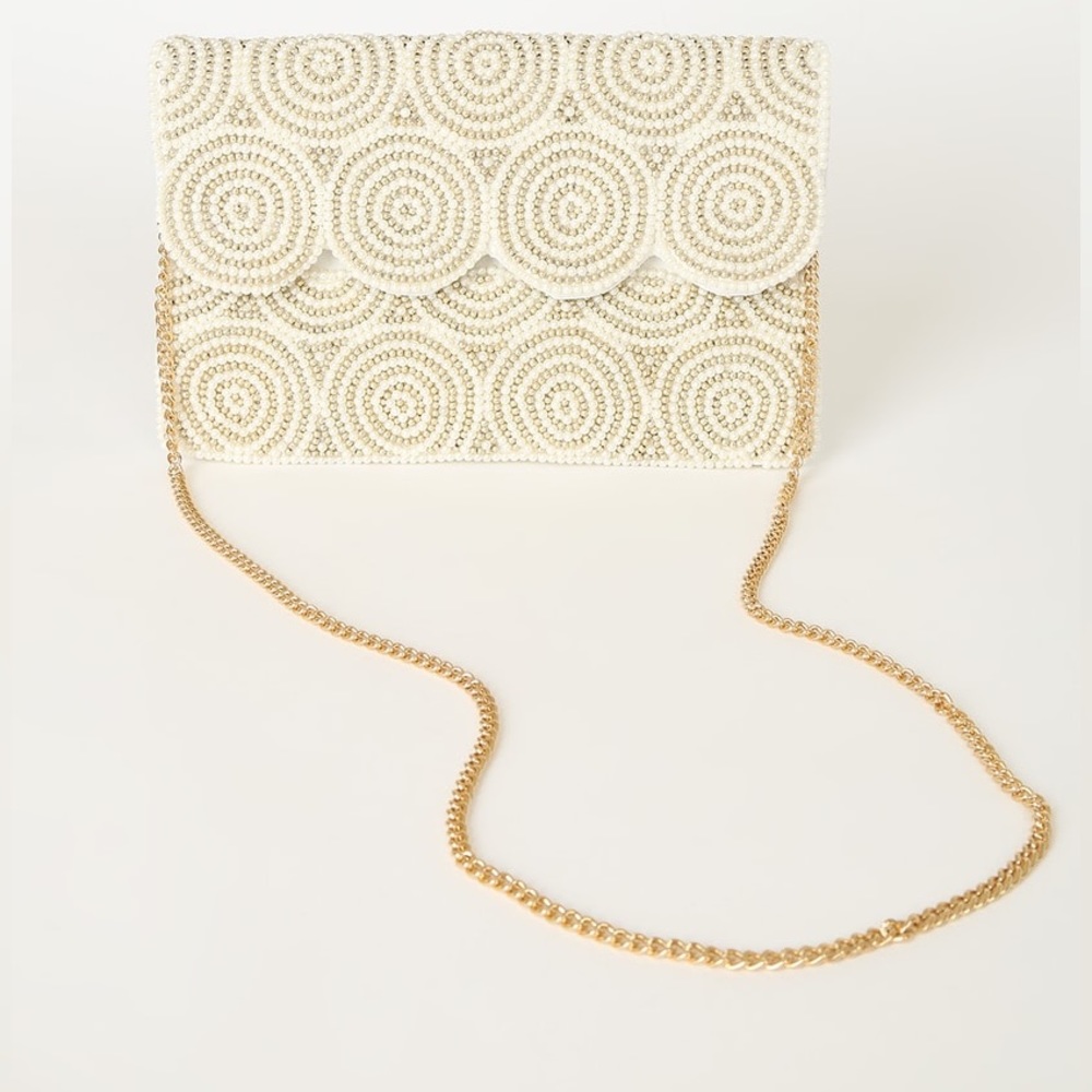 NWOT Lulus My Magic Moment White Pearl Clutch - Picture 4 of 10